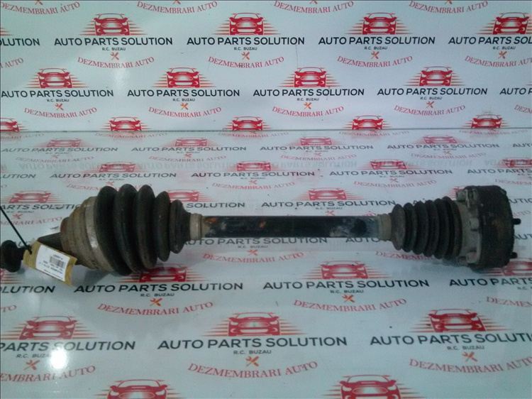 Planetara stanga VOLKSWAGEN JETTA 1.9 TDI an fabr. 2008