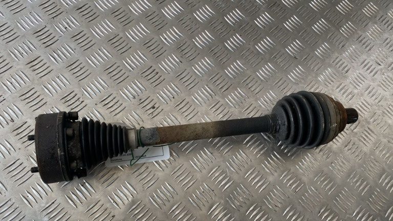 Planetara stanga Vw Golf 6 1.6 TDI hatchback cod motor CAY ,an 2010
