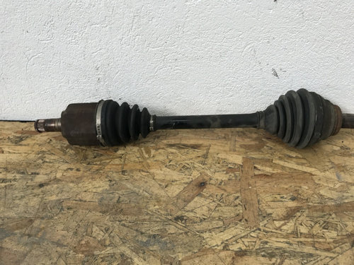 Planetara stanga VW Passat B6 2.0TSI combi 2008 (cod intern: 14164)