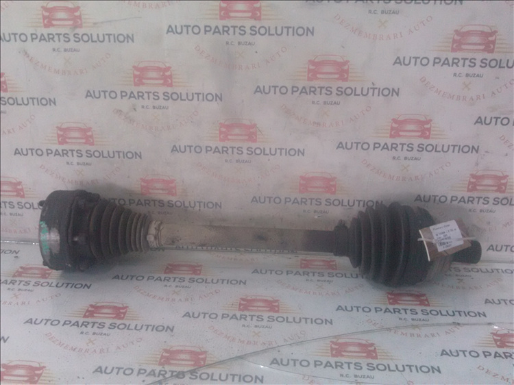 Planetara stanga VW TOURAN 1.9 TDI an fabr. 2005