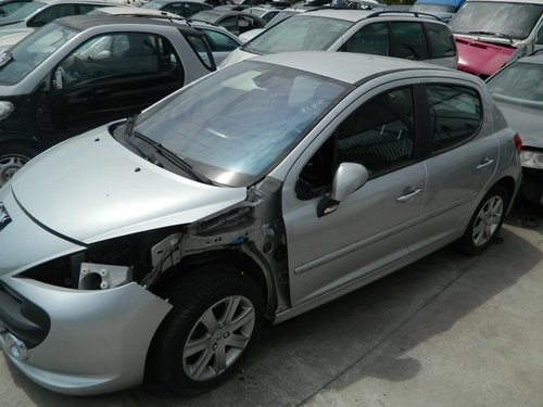 Planetare stanga fata Peugeot 207 Hatchback 1.4 benzina model 2006