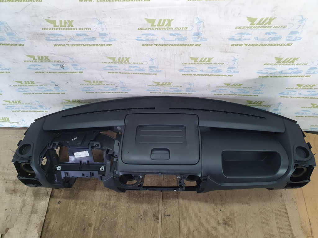 Plansa bord 681007895r Renault Master 3 [1st facelift] [2014 - 2019] 2.3 dci M9T706