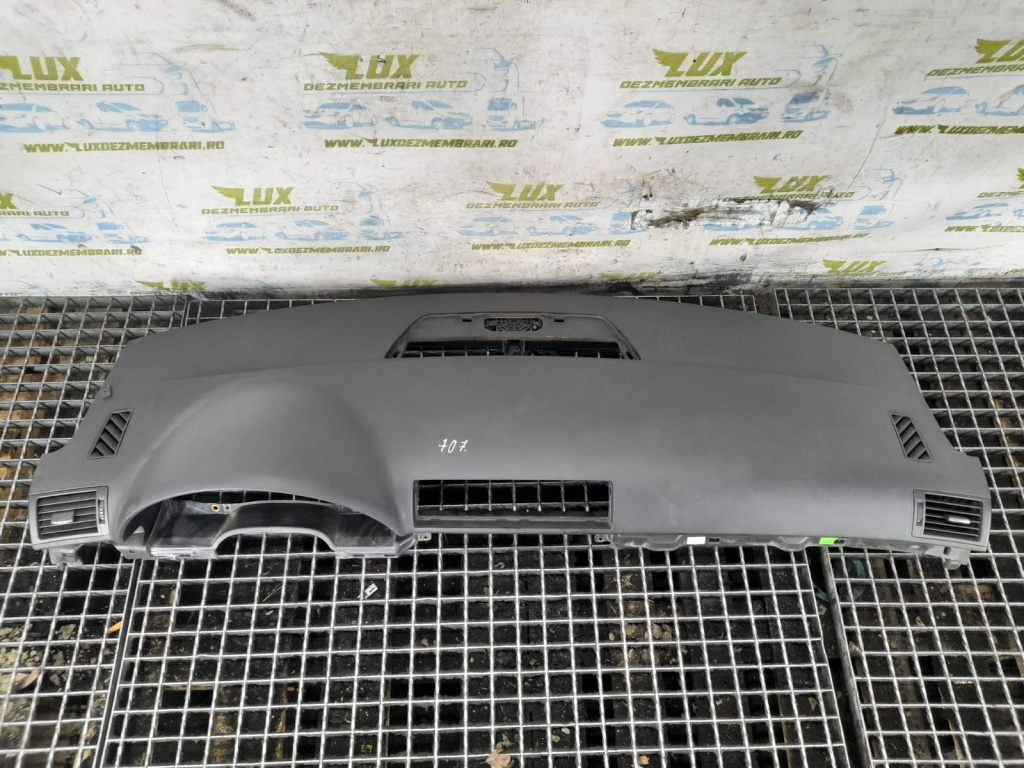 Plansa bord 8E1857033 Audi A4 B7 [2004 - 2008] 2.0 TDI BLB