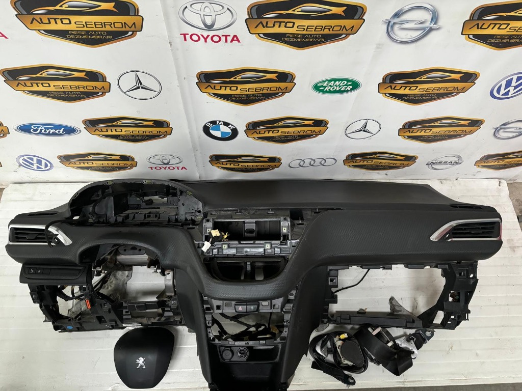 Plansa bord+airbag-uri+centuri Peugeot 2008 2014-2018