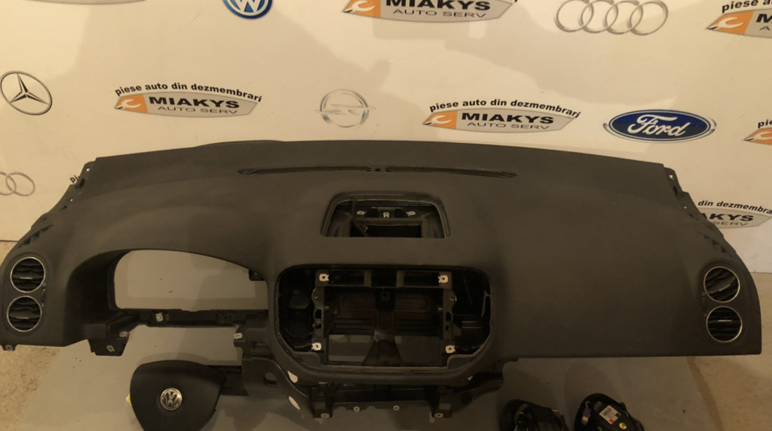 Plansa bord+airbag-uri VW Golf 5 plus