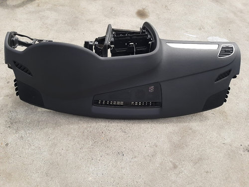 Plansa bord audi a4 b8 facelift VOLAN DREAPTA