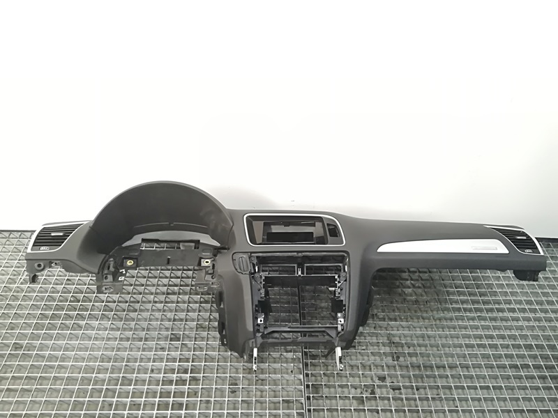 Plansa bord, Audi Q5 (8R) (id:338579)
