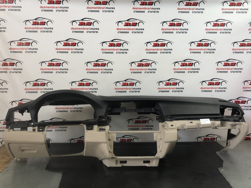 Plansa bord BMW 520 d F10 F11 Automat sedan 2013 (9166657)