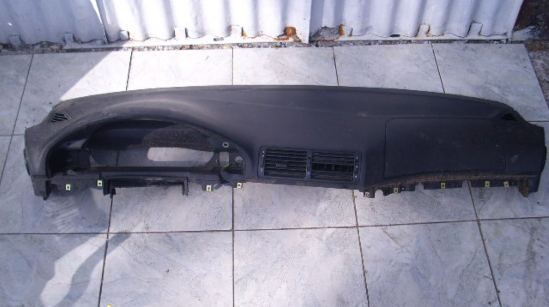 Plansa bord BMW 525tds E39