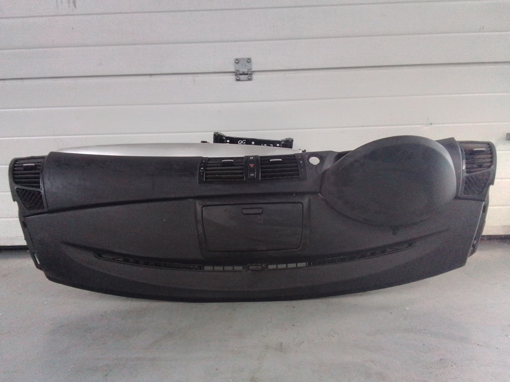 Plansa bord BMW Seria 1 (2004-2011) [E81, E87] 1.6 Benzina 2007