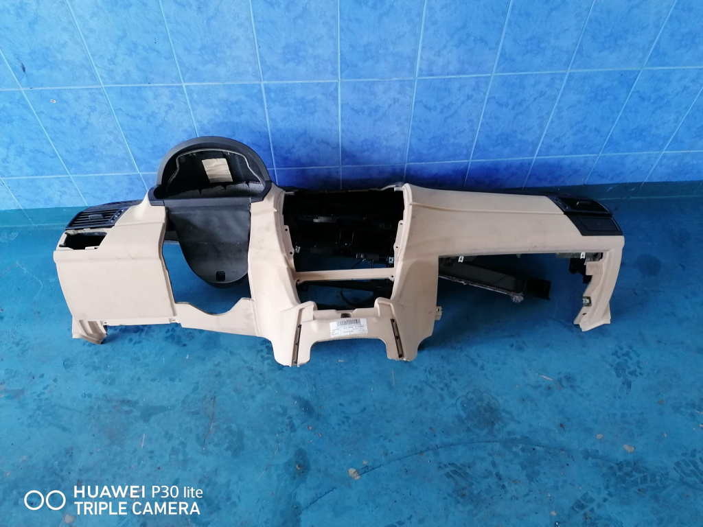 Plansa bord BMW X3 (2004-2010) [E83] 2.0 Motorina 2008