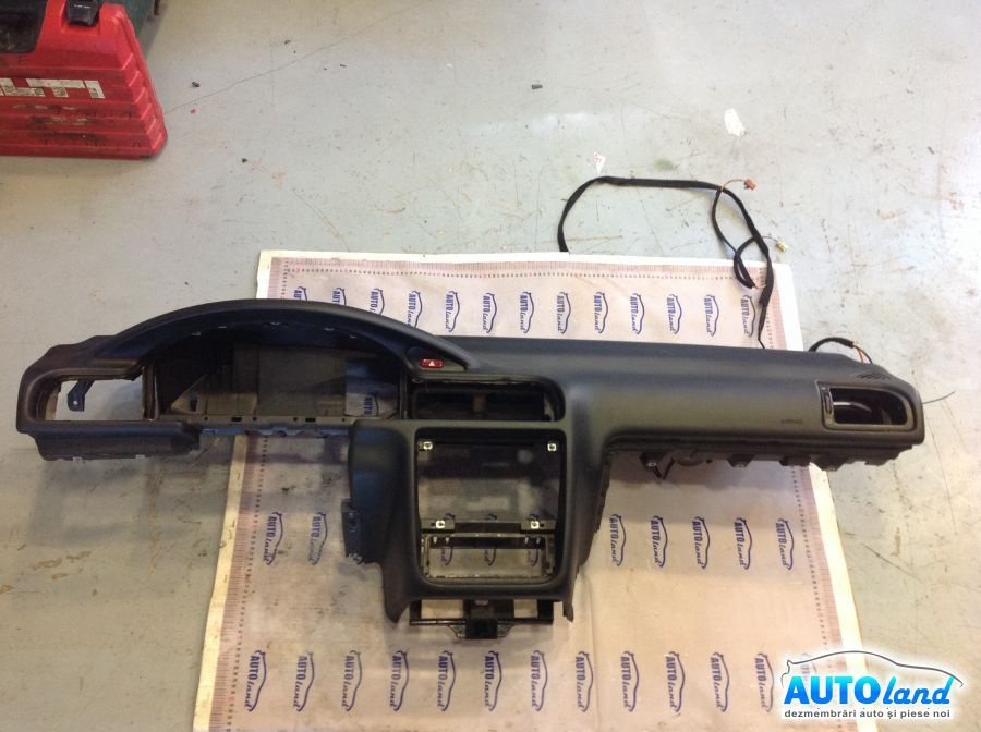 Plansa Bord carcasa Bord Cu Airbag Pasager Peugeot 406 8B 1995-2004