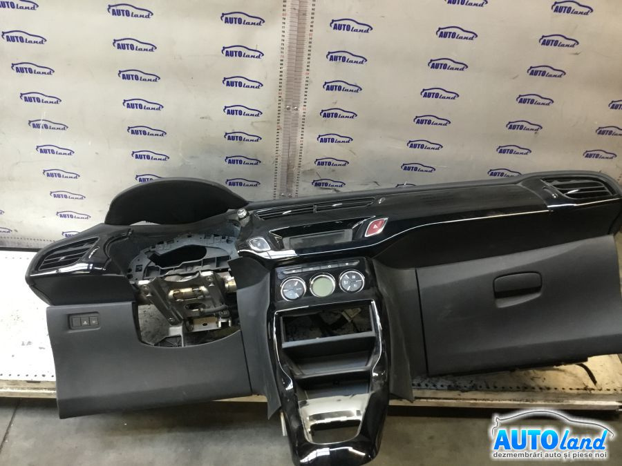 Plansa Bord carcasa Bord Ds3 2012 cu Airbag Pasager Citroen C3 II 2009