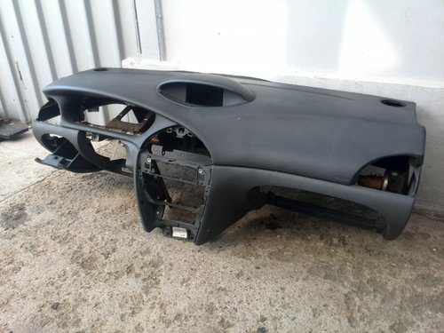 Plansa bord Citroen C5 2000 2001 2002 2003 2004 cu Navigatie mare color + Airbaguri frontale pasager...