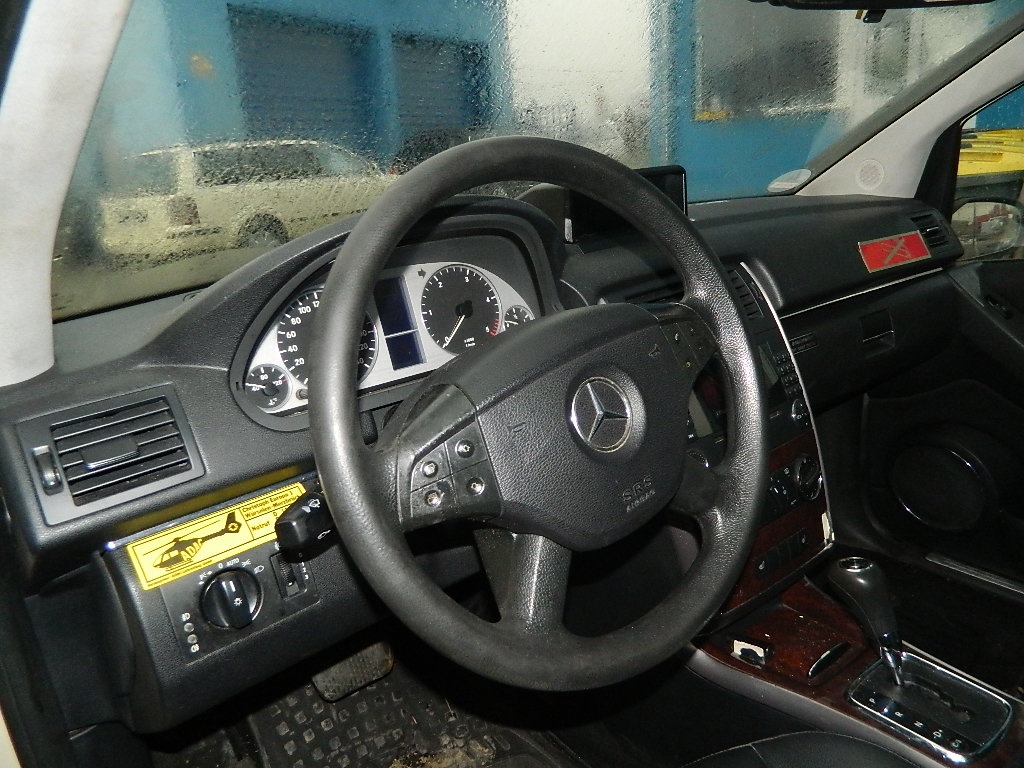 Plansa bord completa Mercedes B-Class 2.0Cdi model 2006