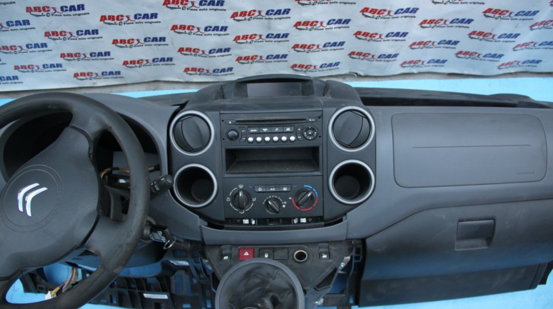 Plansa bord cu airbag sofer si pasager Citroen Berlingo model 2013
