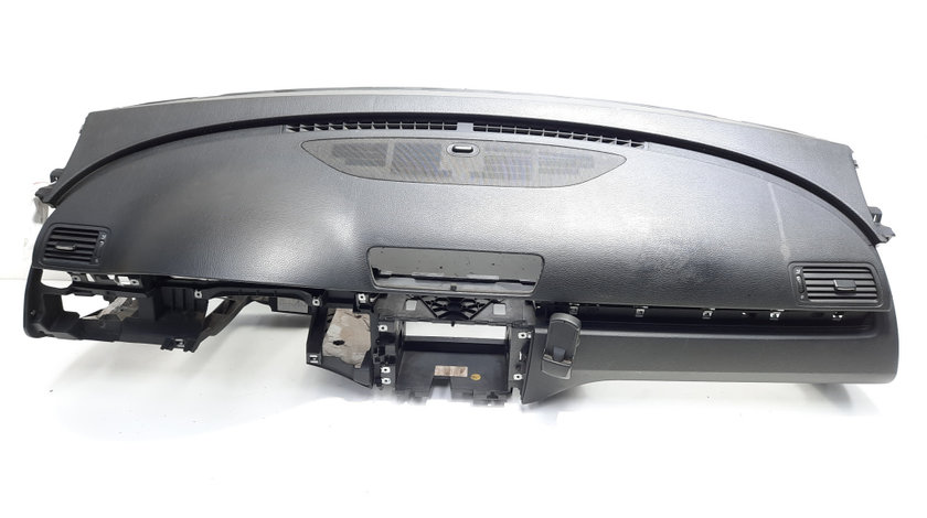 Plansa bord cu suport telefon, Vw Passat Variant (3C5) (id:558529)