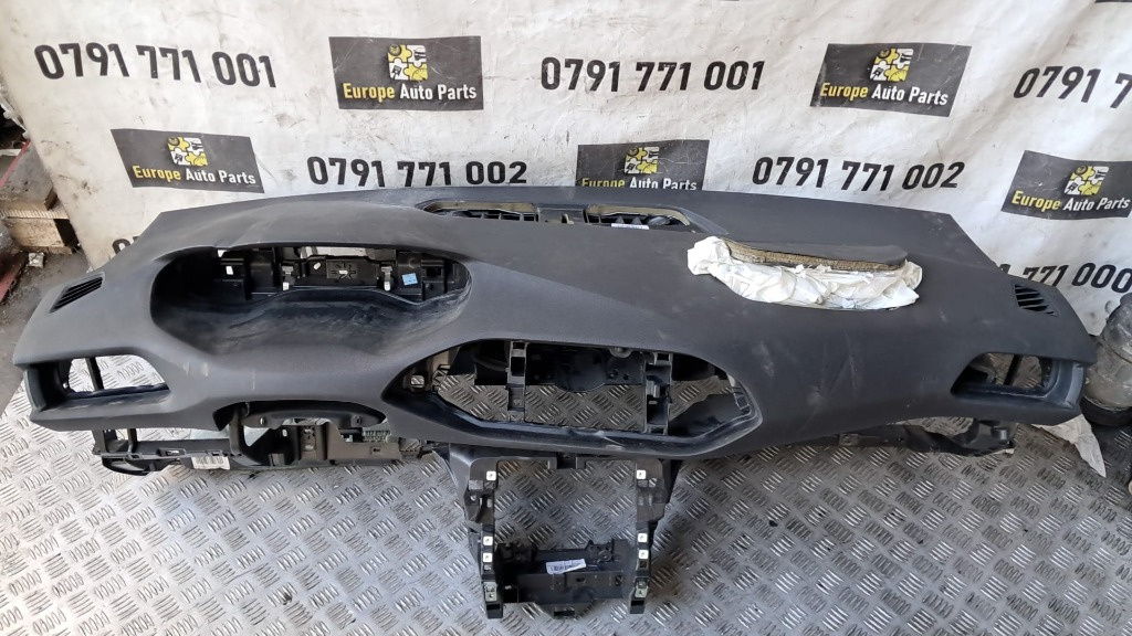 Plansa bord declansata Peugeot 308 T9 an 2019