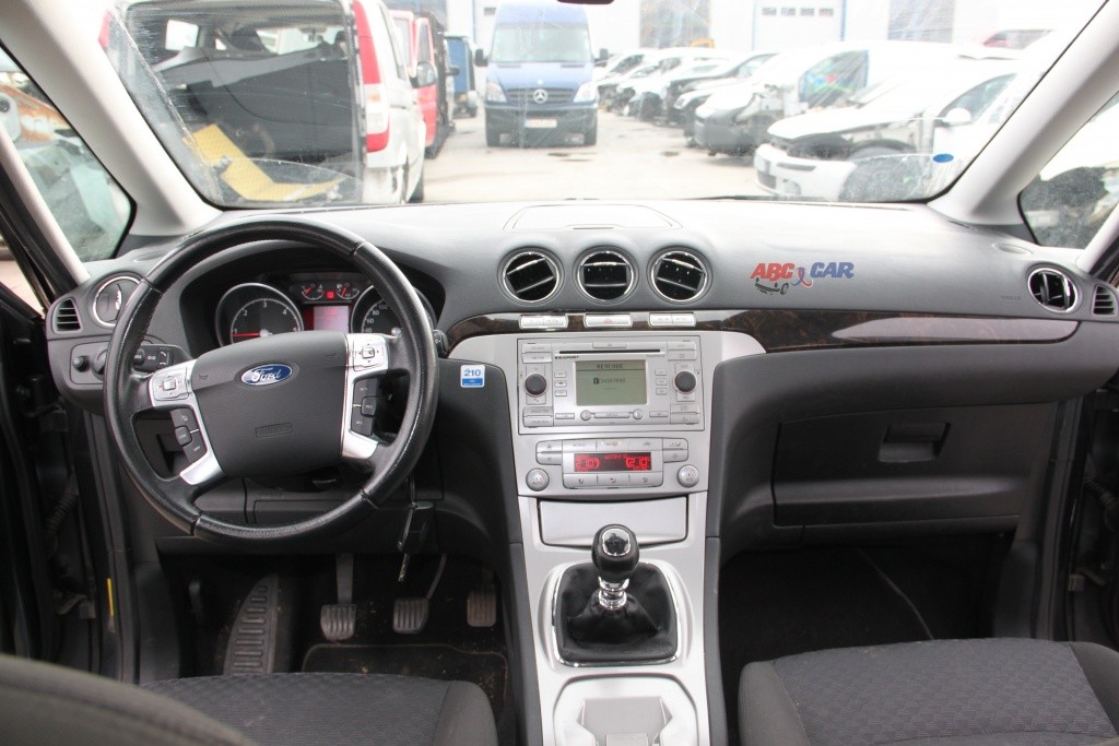 Plansa bord Ford Galaxy model 2007