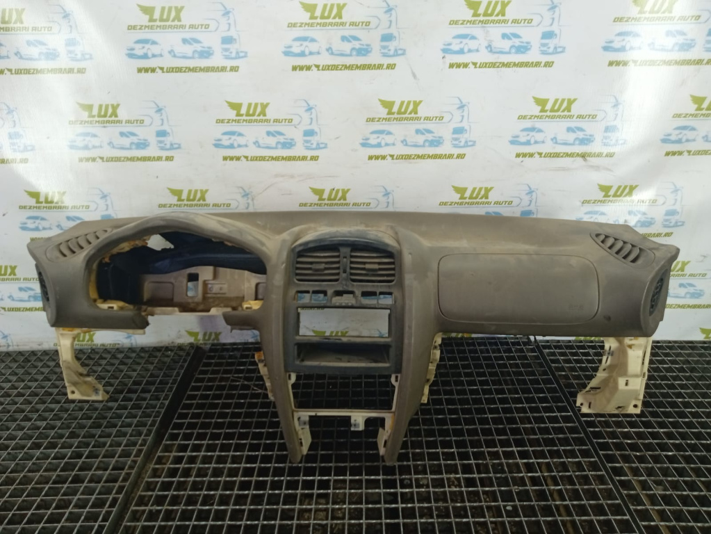 Plansa bord Hyundai Santa Fe SM [2000 - 2004]
