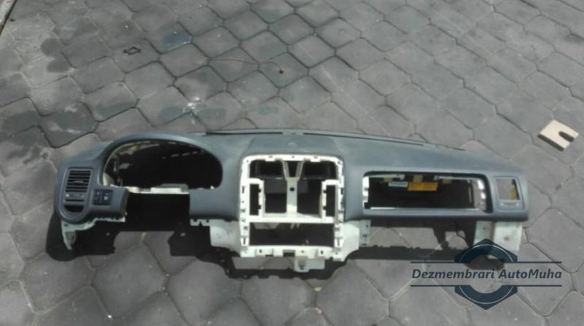 Plansa bord Kia Carnival 2 (2001-2005)