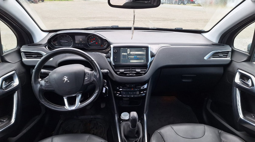 Plansa bord + kit airbag-uri complet Peugeot 208 2013 - 2019