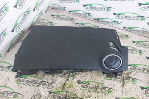 Plansa bord Mazda 3 BK [2003 - 2006] Sedan 4-usi 1.6 MT (105 hp)