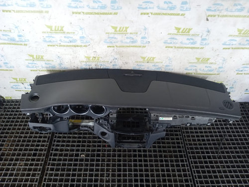 Plansa bord Mercedes-Benz CLS-Class C218/X218 [2011 - 2014] 3.0 cdi om642854