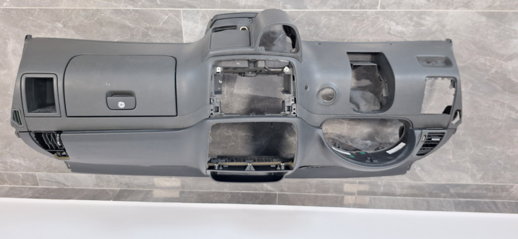 Plansa bord Mercedes-Benz Vito (2009->) [w639] 2.2 Motorina 2012, VOLAN STANGA