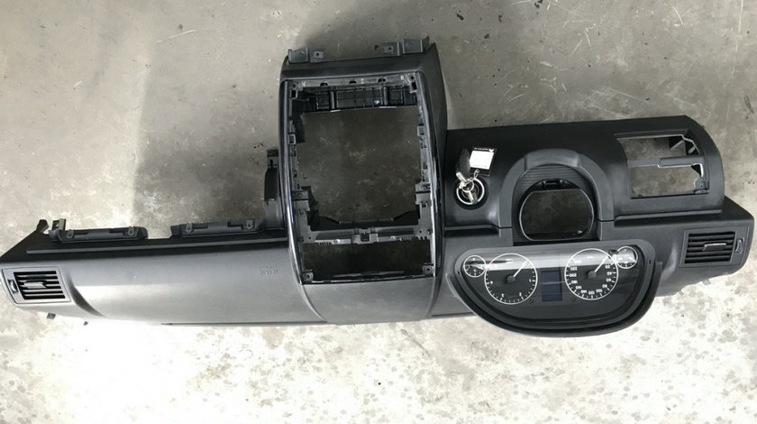 Plansa bord Mercedes Benz W169 A180 D sedan 2010 (A16968007)