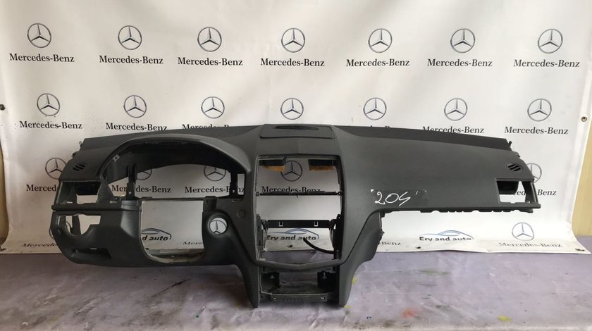 Plansa bord mercedes C class w204