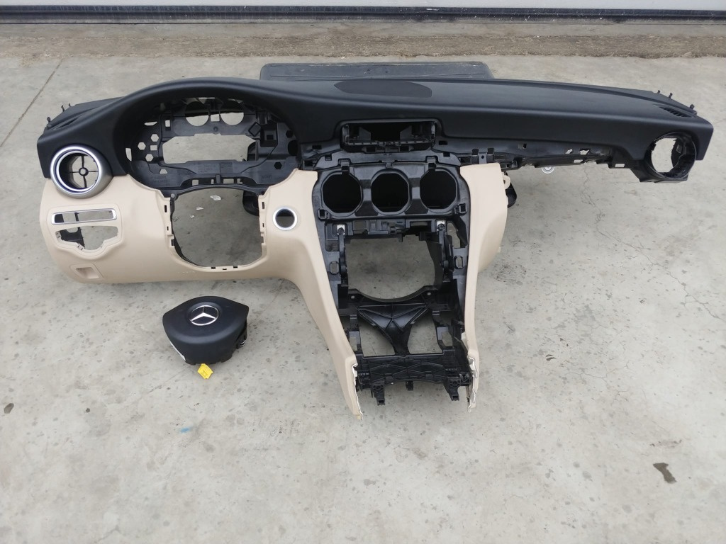 Plansa bord mercedes c-class w205 break jc2400151