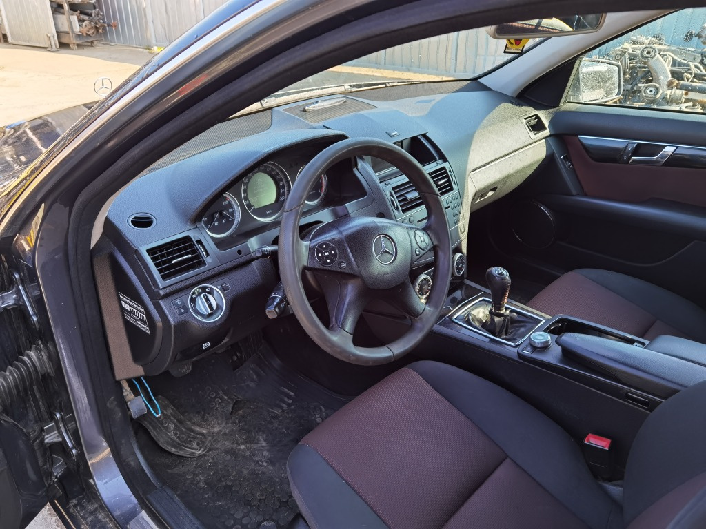 Plansa bord Mercedes C200 cdi w204