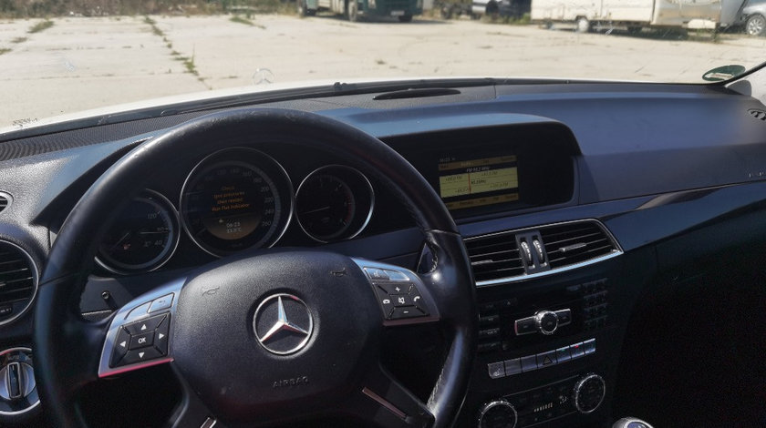 Plansa bord Mercedes C220 cdi w204 facelift an 2014
