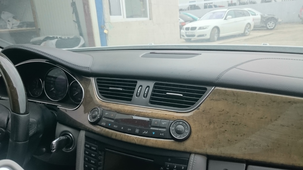 Plansa bord Mercedes CLS W219