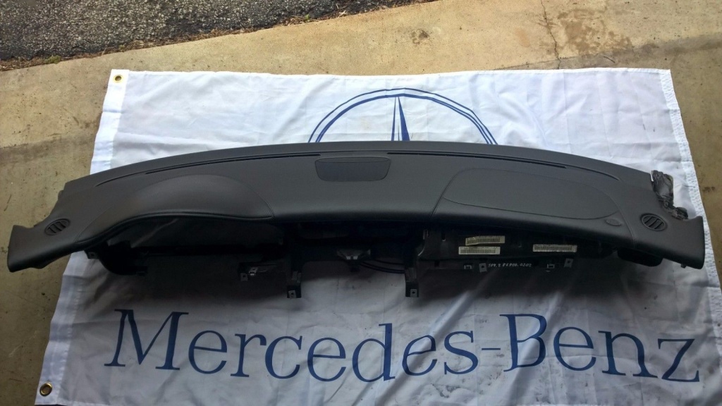 Plansa bord Mercedes cls320,cls350,cls500,cls550 W219