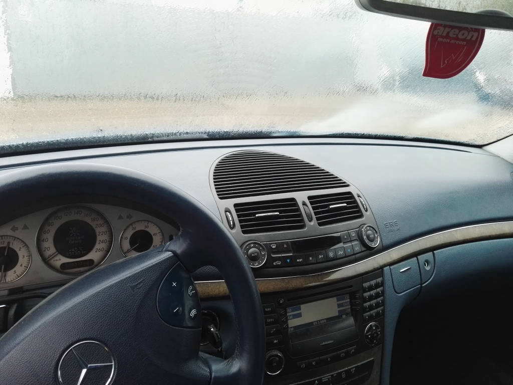 Plansa bord Mercedes E Class W211 facelift 2007