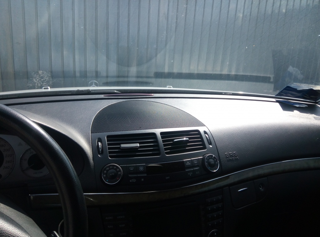 Plansa bord mercedes E class w211 facelift