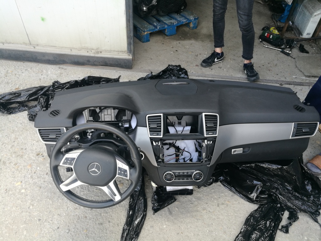 Plansa bord MERCEDES ML W166 goala