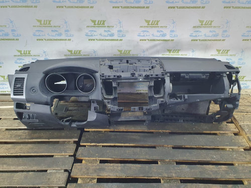 Plansa bord Mitsubishi Outlander 2 [2005 - 2009]