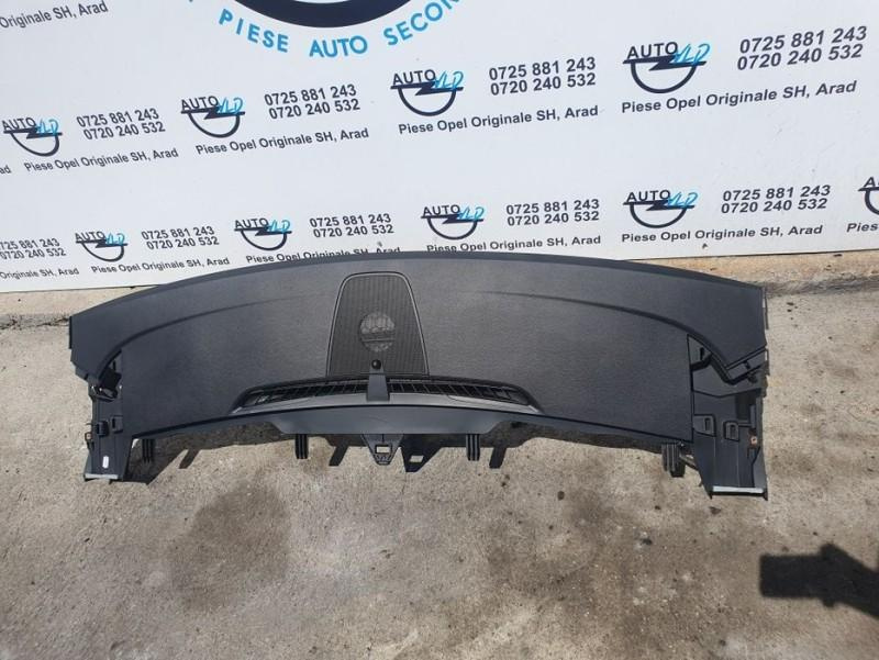 Plansa bord Opel Zafira C 2011-2019