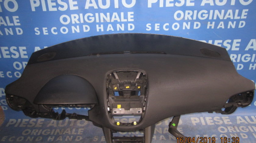 Plansa bord Peugeot 207; 9650086677