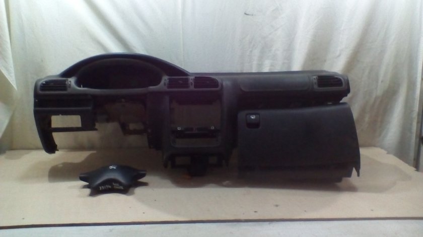 Plansa bord Peugeot 406 An 1997-2004