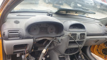 Plansa bord Renault Clio 2 2005 Limuzina 1.5 dci