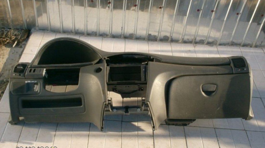 Plansa bord Renault Laguna