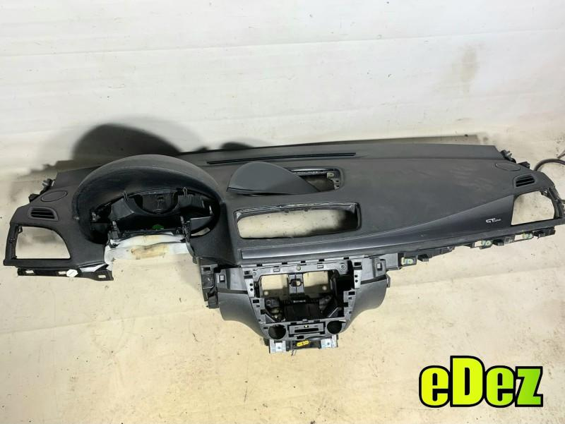 Plansa bord Renault Megane 3 facelift (2012-2016)