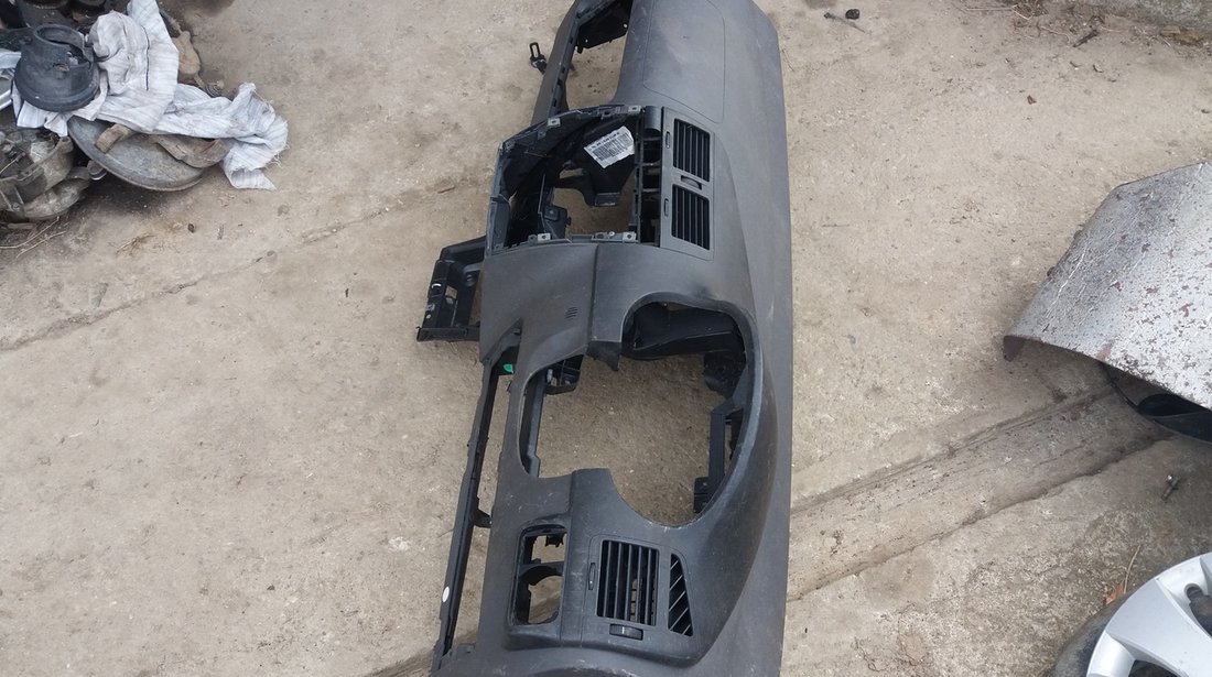 Plansa Bord Seat Ibiza Seat Cordoba cu volan pe dreapta din ani 1999 2002