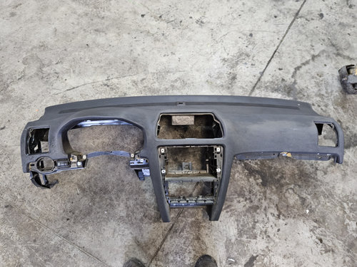 Plansa bord Skoda Octavia 2 2010