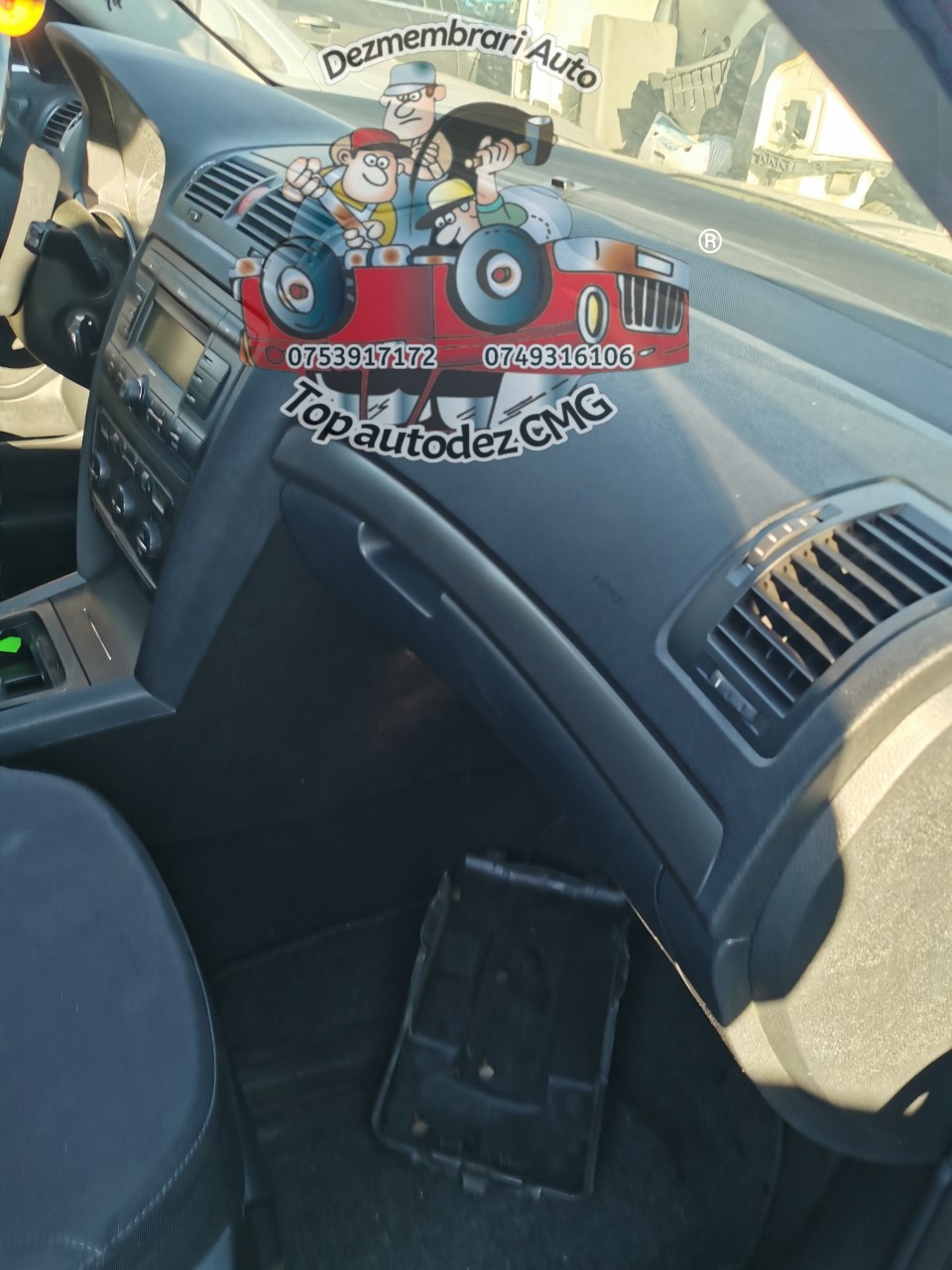 Plansa bord Skoda Octavia 2 airbag pasager