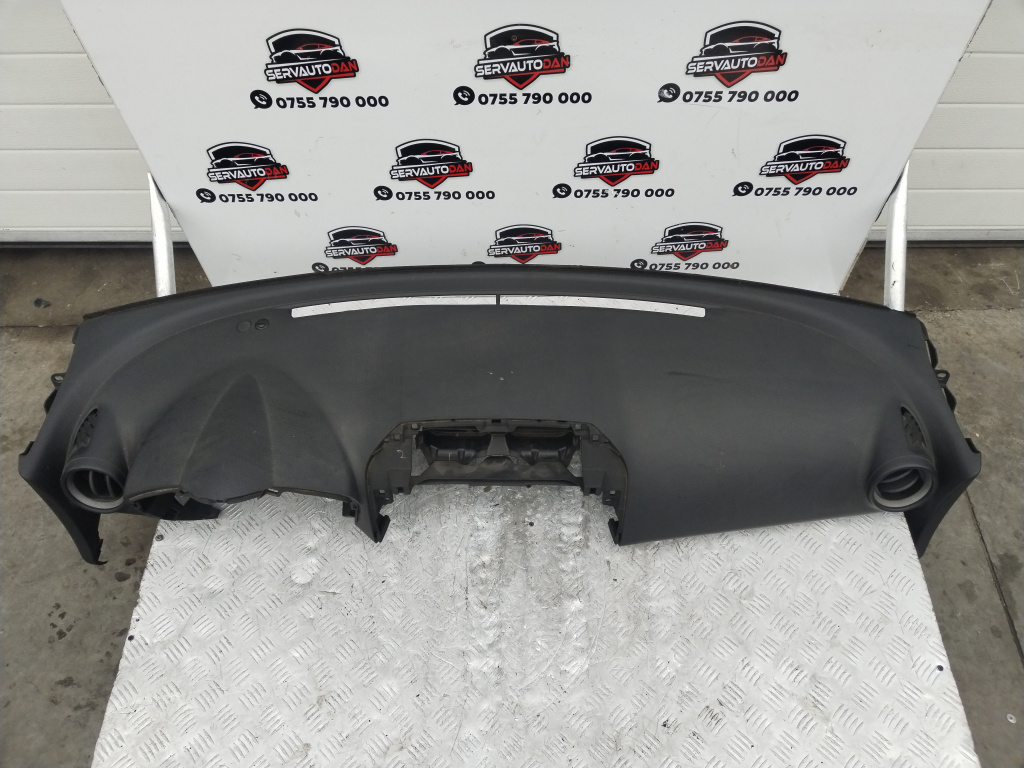 Plansa bord Toyota RAV 4 (2005-2010) 2.2 Motorina 2007, VOLAN STANGA